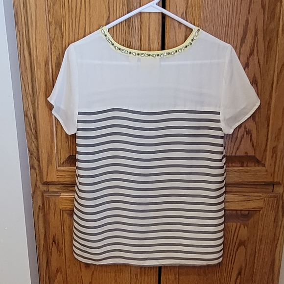 Maeve by Anthropologie Short Sleeve Jeweled Blouse Size Small - Picture 2 of 5